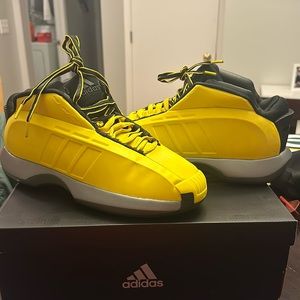 Adidas Crazy 1 size 13. Kobe Bryant’s first signature shoe.